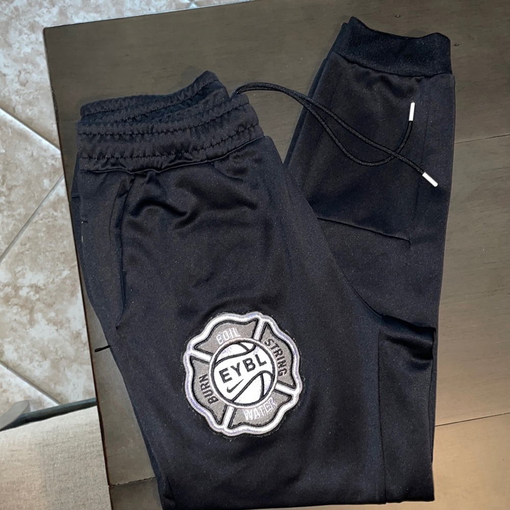 Nike sweatpants Black large